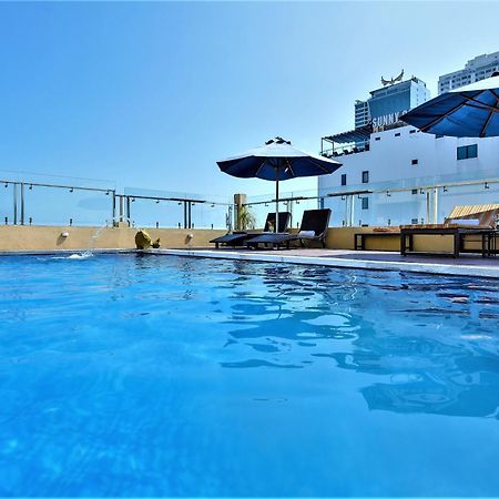 Richico Apartments And Hotel Дананг Экстерьер фото