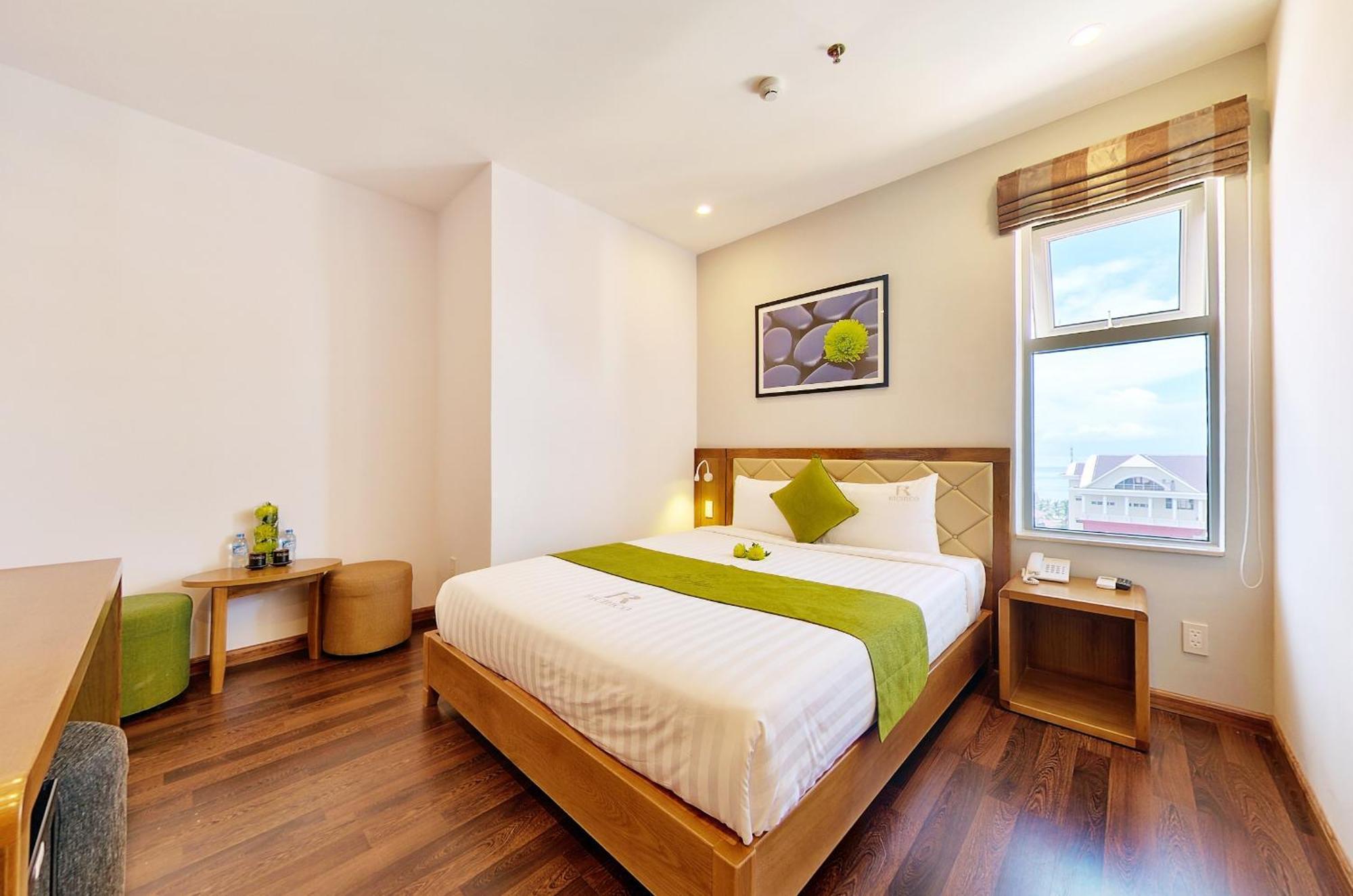 Richico Apartments And Hotel Дананг Экстерьер фото
