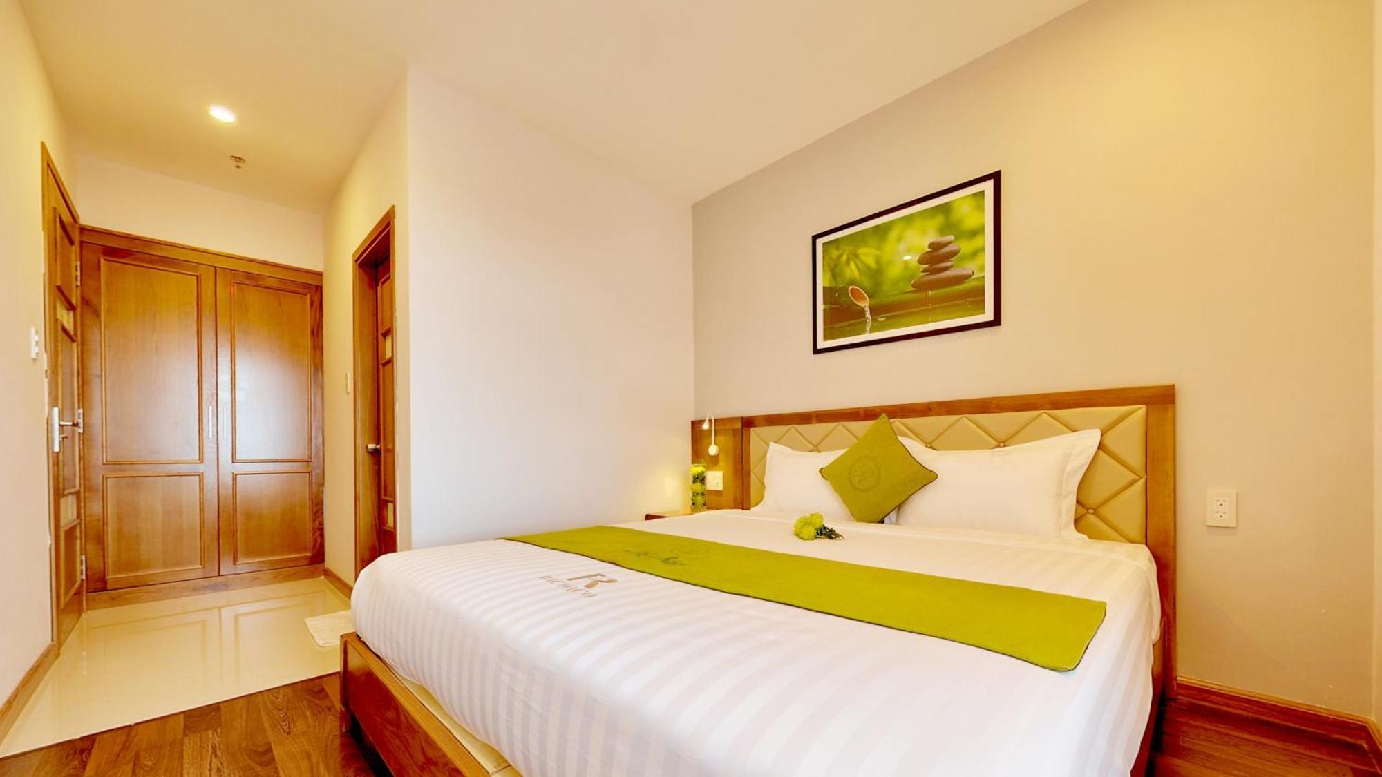 Richico Apartments And Hotel Дананг Экстерьер фото